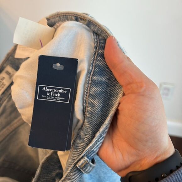 Abercrombie Women Ultra High Rise 90s Straight Jean Criss-Cross Waistband 33 NWT - Picture 14 of 16